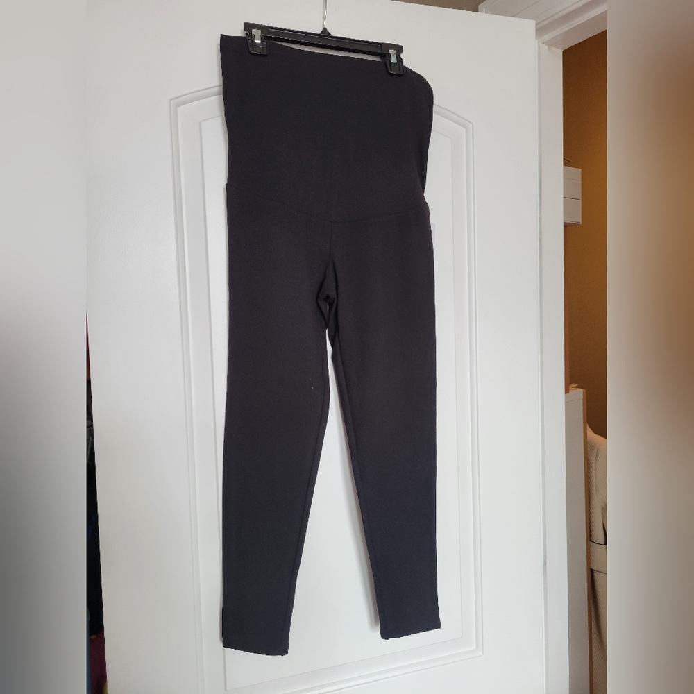 Maternity black leggings size small